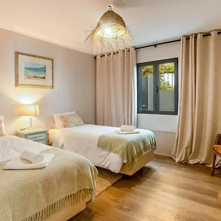 Referta T2 Apartment Prazeres